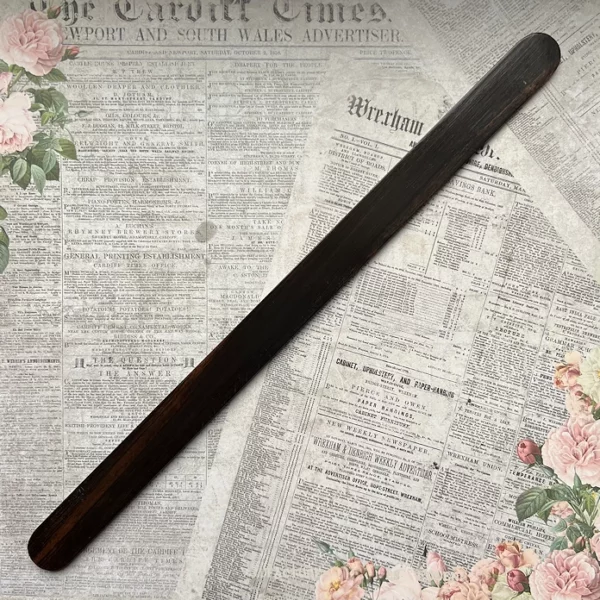 Wooden Busk 35 cm (14")