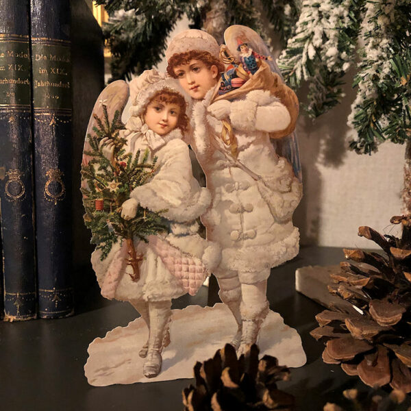 Victorian Fold-out Standing Card Snow Children