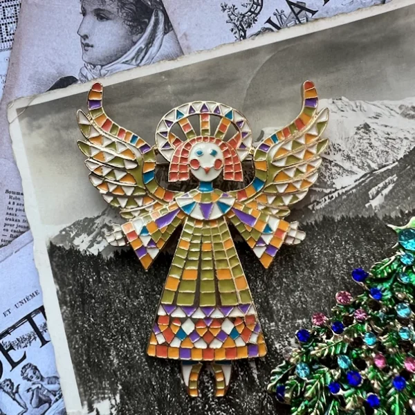 Enamel Brooch Christmas Angel in 2 Colors