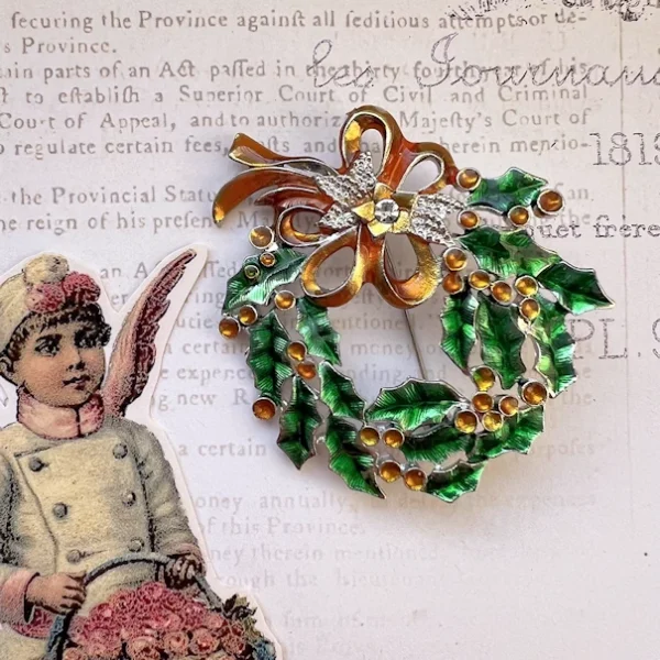 Enamel Christmas Wreath Brooch